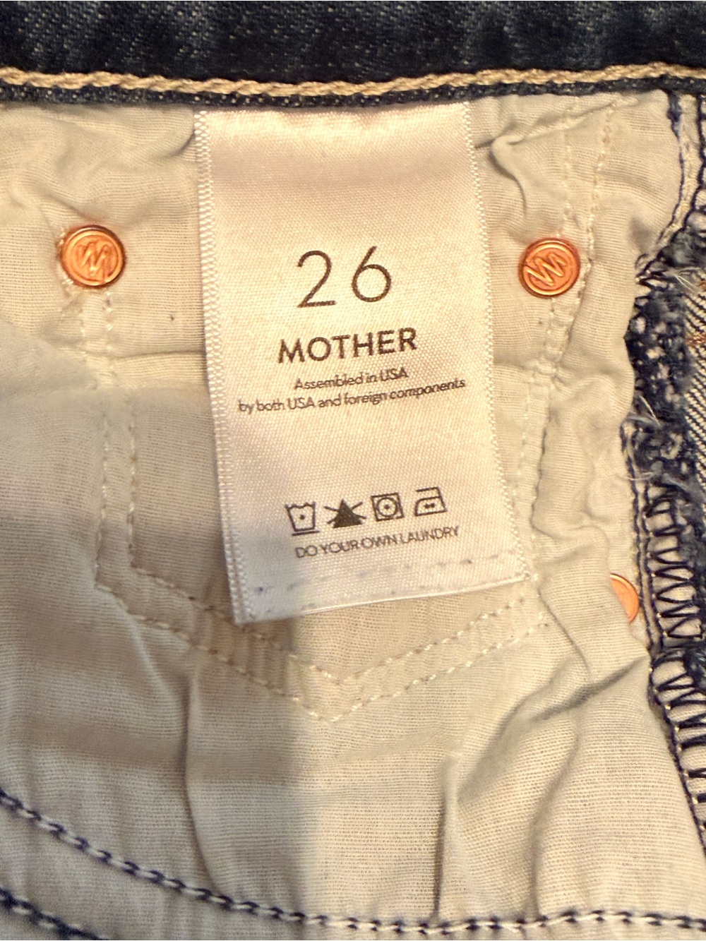 Mother Denim - The Insider Ankle- color: Where the sun don’t shine. Size 26 - Picture 3 of 5